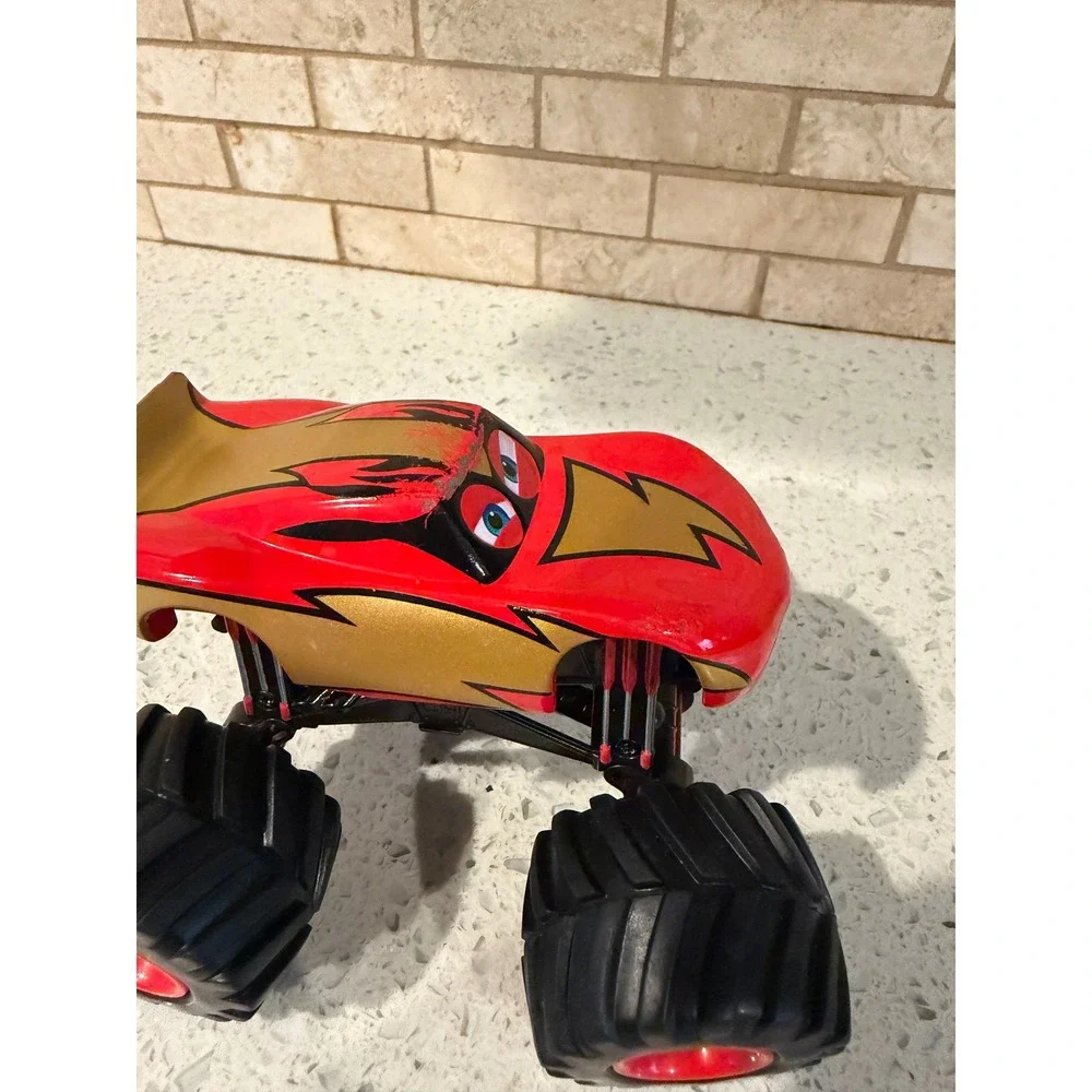 Disney Pixar Cars 1:55 Scale Lightning McQueen Frightening McMean Monster Truck